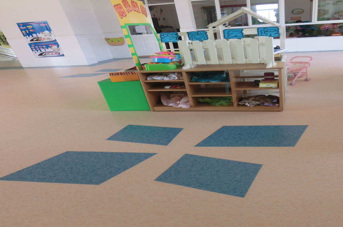 幼兒園鋪設塑膠地板的好處【騰方PVC地板】