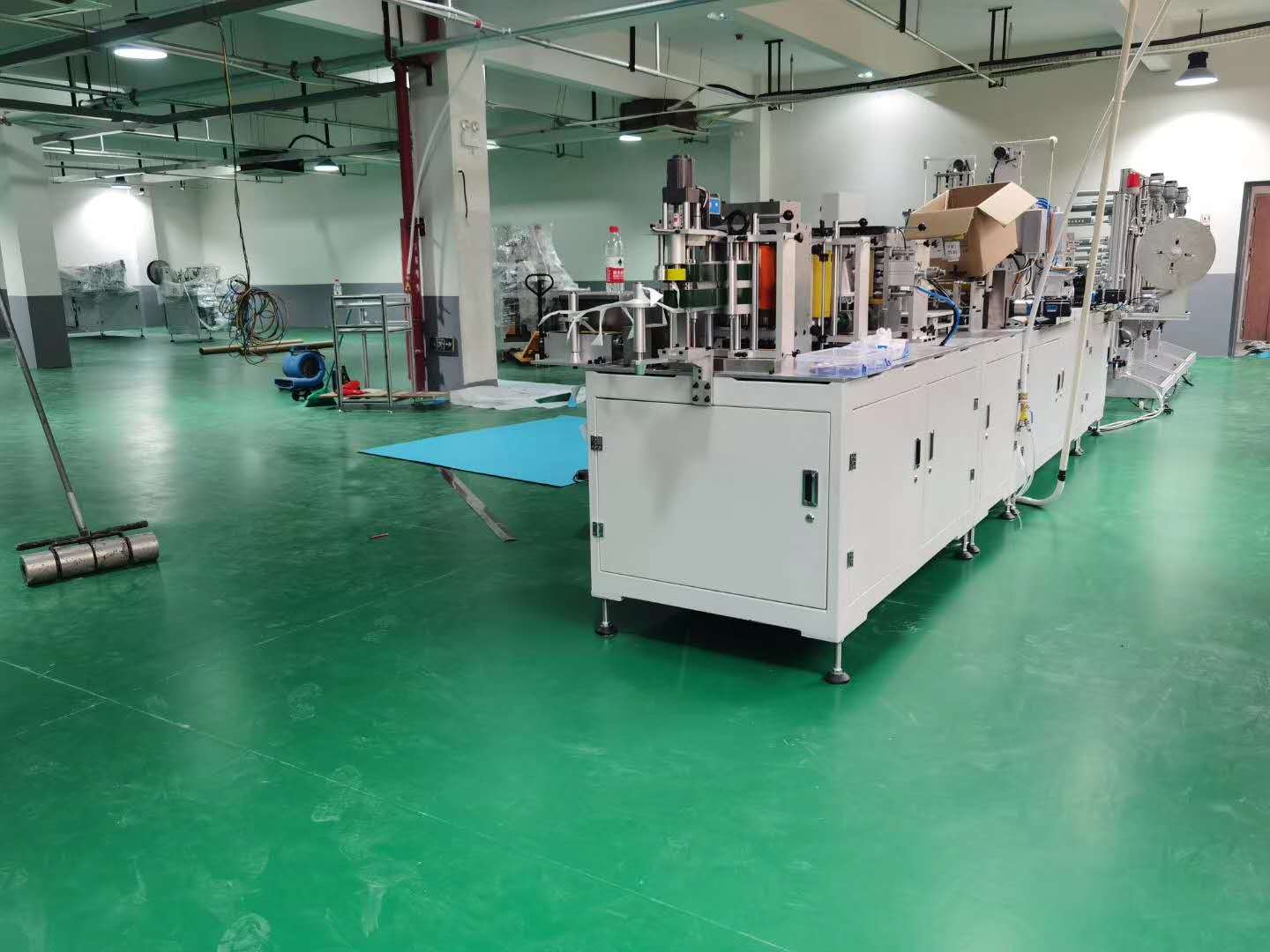 車間用的PVC塑膠地板可承受多大重量？【騰方PCV地板】